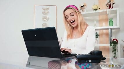 Internet Troll DPed - Charlie Forde