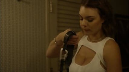 I Get Gabbie To Stop By My Room Tonight - Tonight's Girlfriend