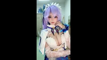 蜜汁猫裘 (Mizhimaoqiu) - Cantarella Wuthering Waves Cosplay Part 2 (No Audio)