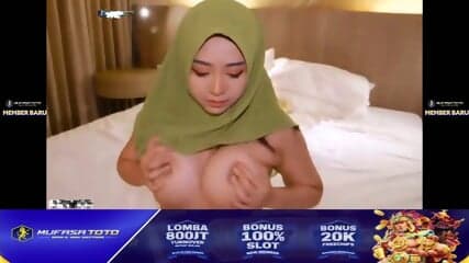 SELEB TIKTOK CAMELIA JILBRUT BIKIN FILM PORNO _ BOKEP INDONESIA VIRAL hot-girl