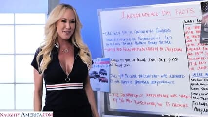 Big Tit Blonde MILF Of A Bombshell Brandi Love Fucks Favorite Employee To Celebrate Independence Day